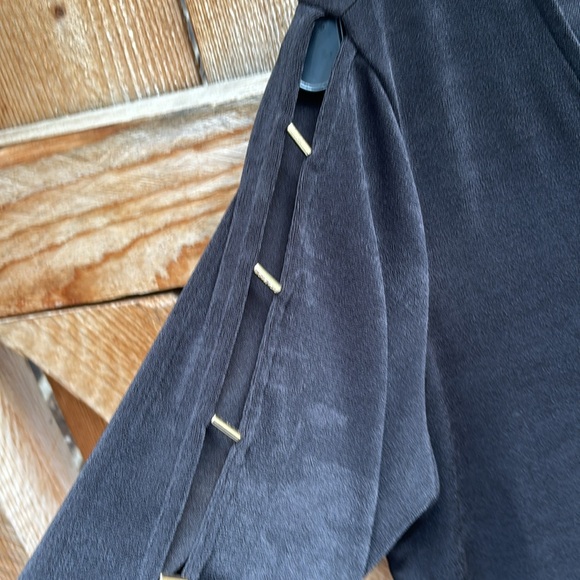 Michael Kors black shirt with gold open riveted sleeves size S - Picture 6 of 8